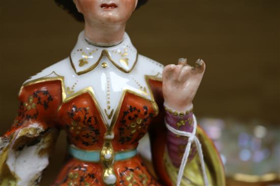 A pair of Paris area figures of a Chinaman and Chinawoman, with detachable heads